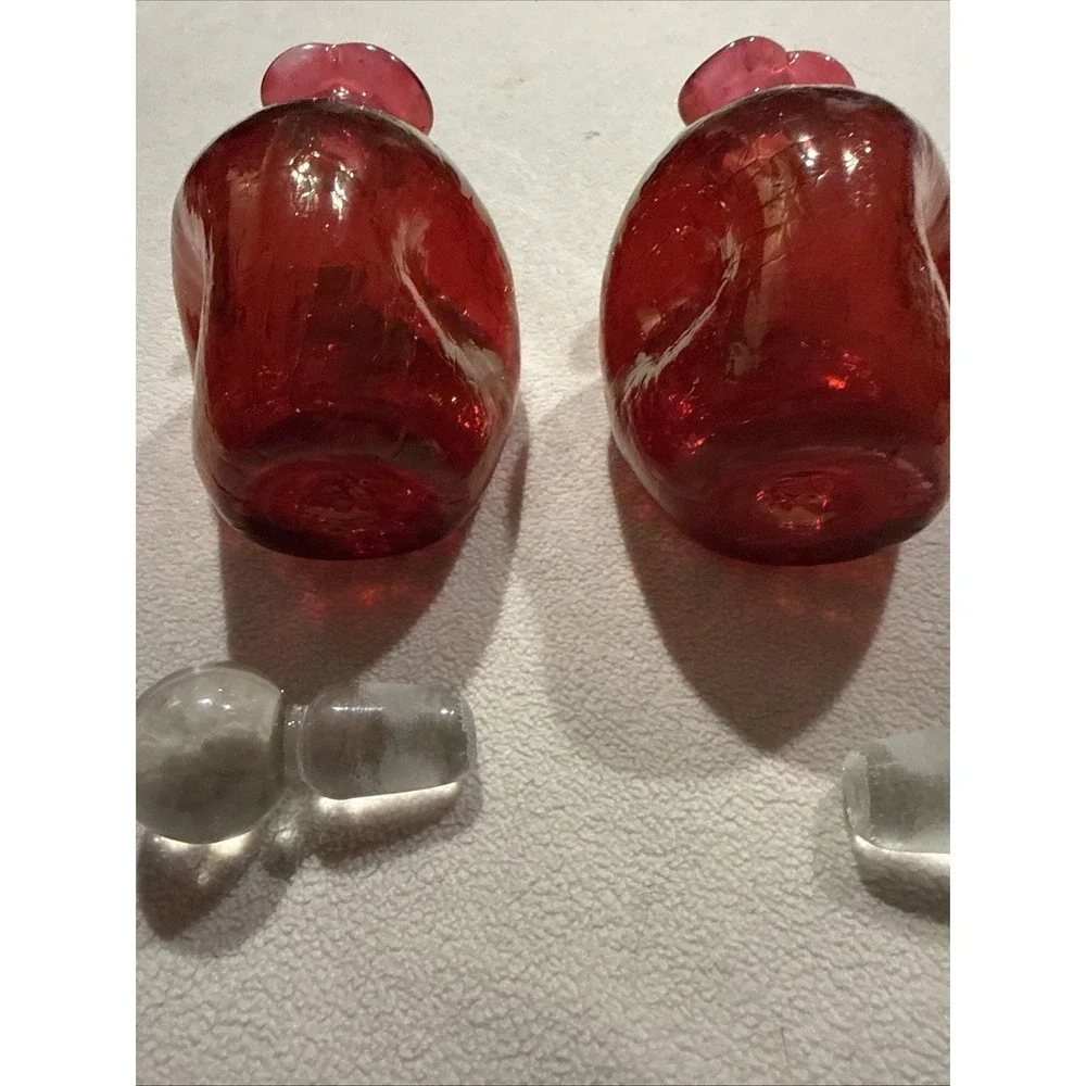 Vintage Blenko Red Rose Color Crackle Glass Pinched Decanter Mid Century‎